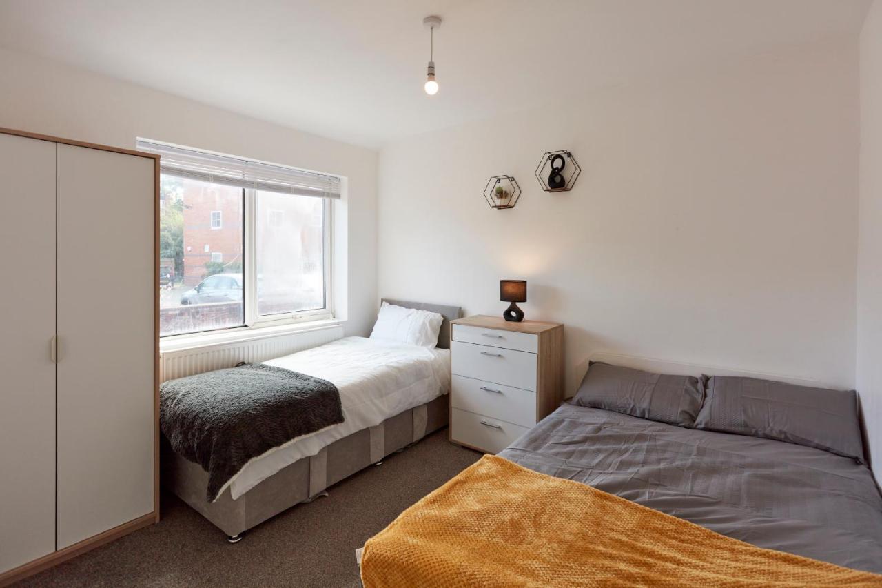 Spacious Home Close To City Centre Location Leeds  Luaran gambar